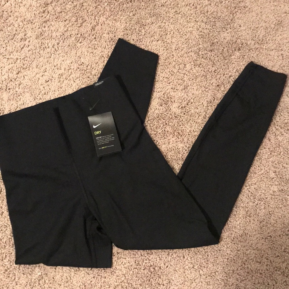 NIKE Sculpt Lux Tight Fit